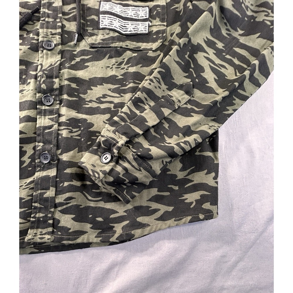 Eighty Eight Hoodie Button Front Camo Green‎ Shirt Men's Small NWT - Picture 5 of 13